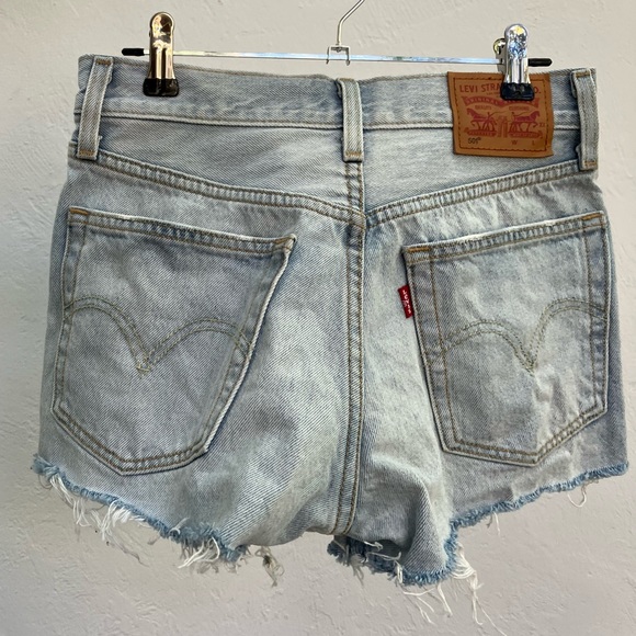 Levi’s button front denim cutoffs - Picture 2 of 4